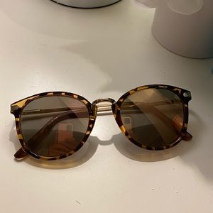Tortoise Shell Sunglasses with Gold Detail